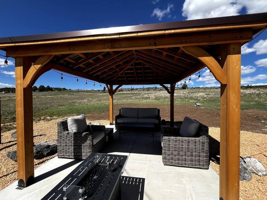 הוילה האץ' Red Rock Retreat Stunning Floor To Ceiling Views מראה חיצוני תמונה